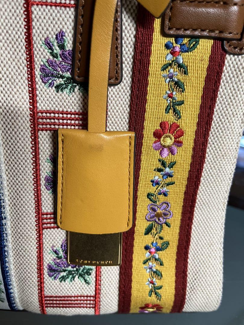 トリーバーチ　花柄刺繍ショルダーバッグ