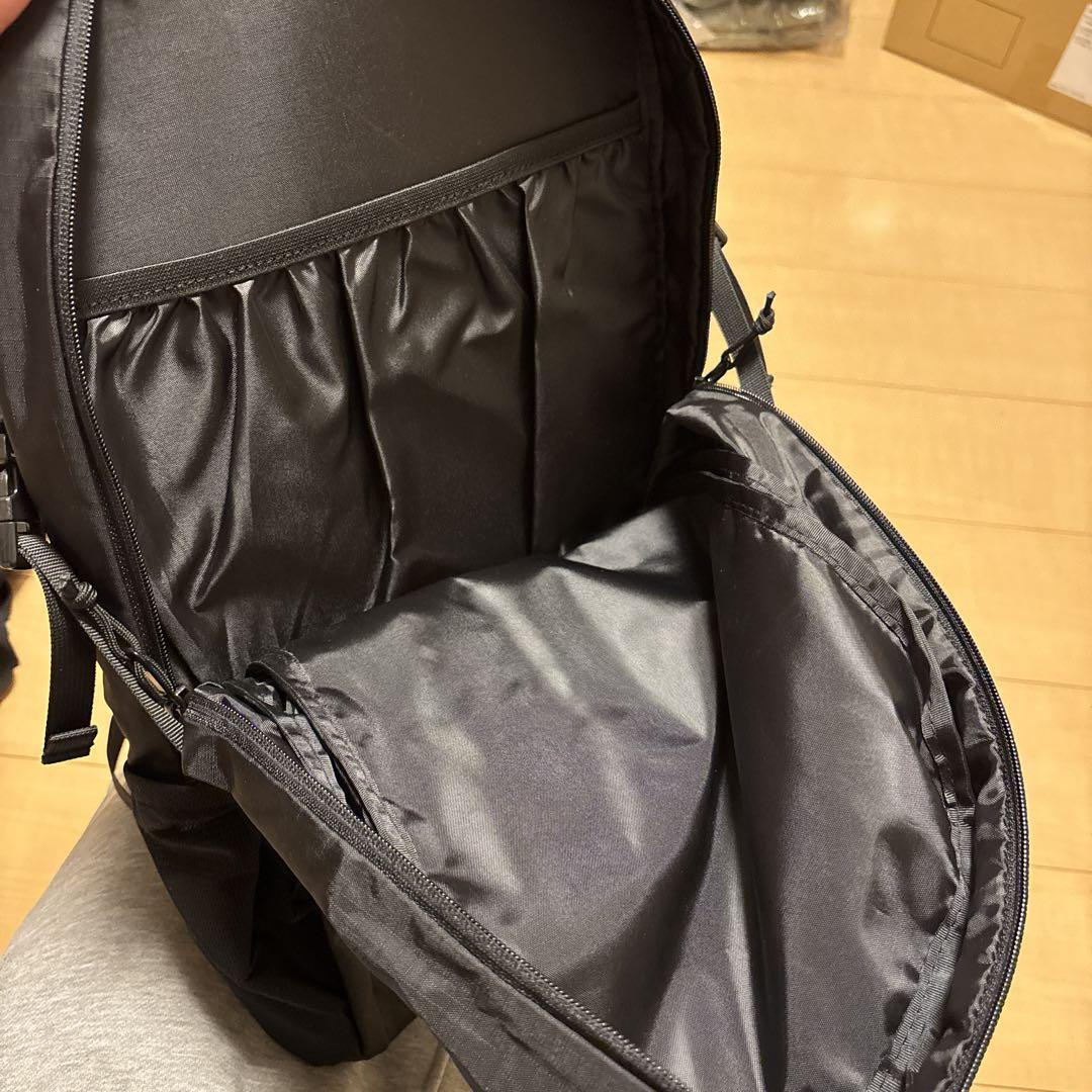 supreme 17SS バックパック新品！！