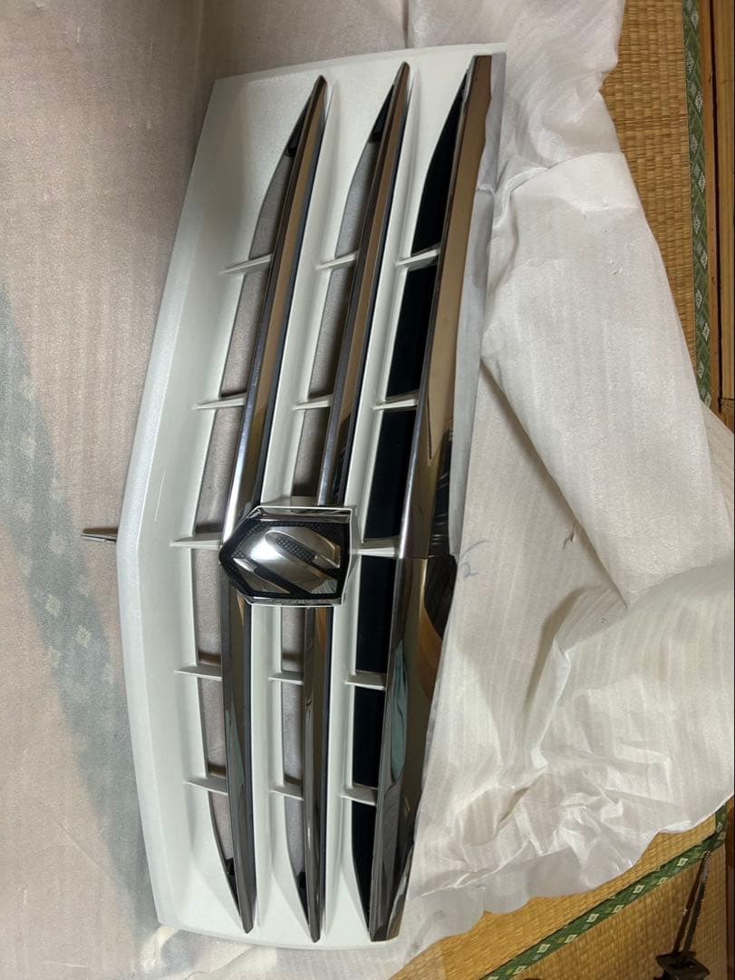 車用パーツセット（グリル・サスペンション・テールランプ）