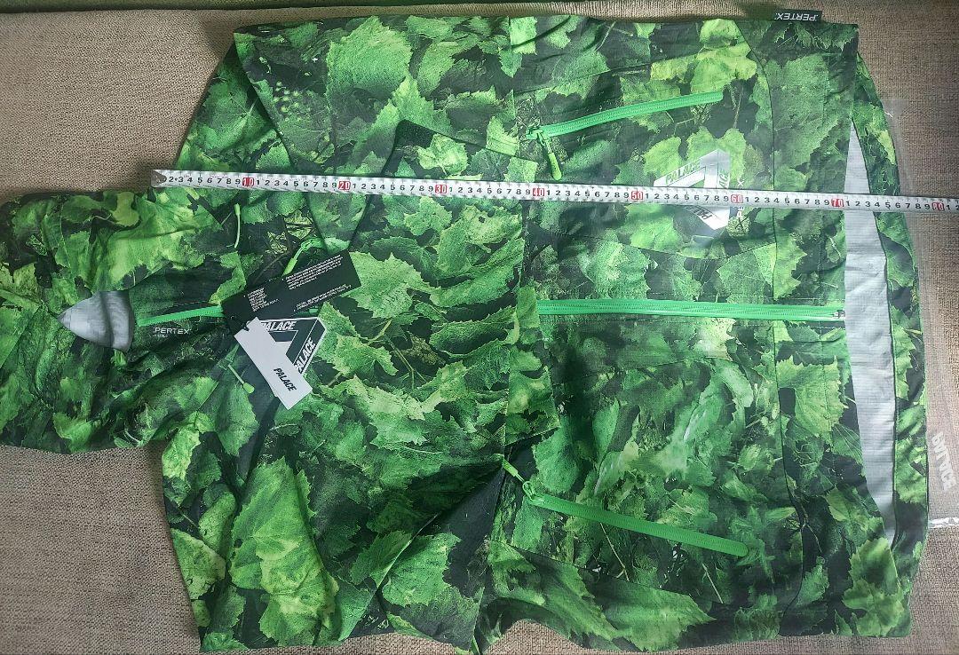 PALACE Pertex 3L Armor Jacket　Leaf PRINT