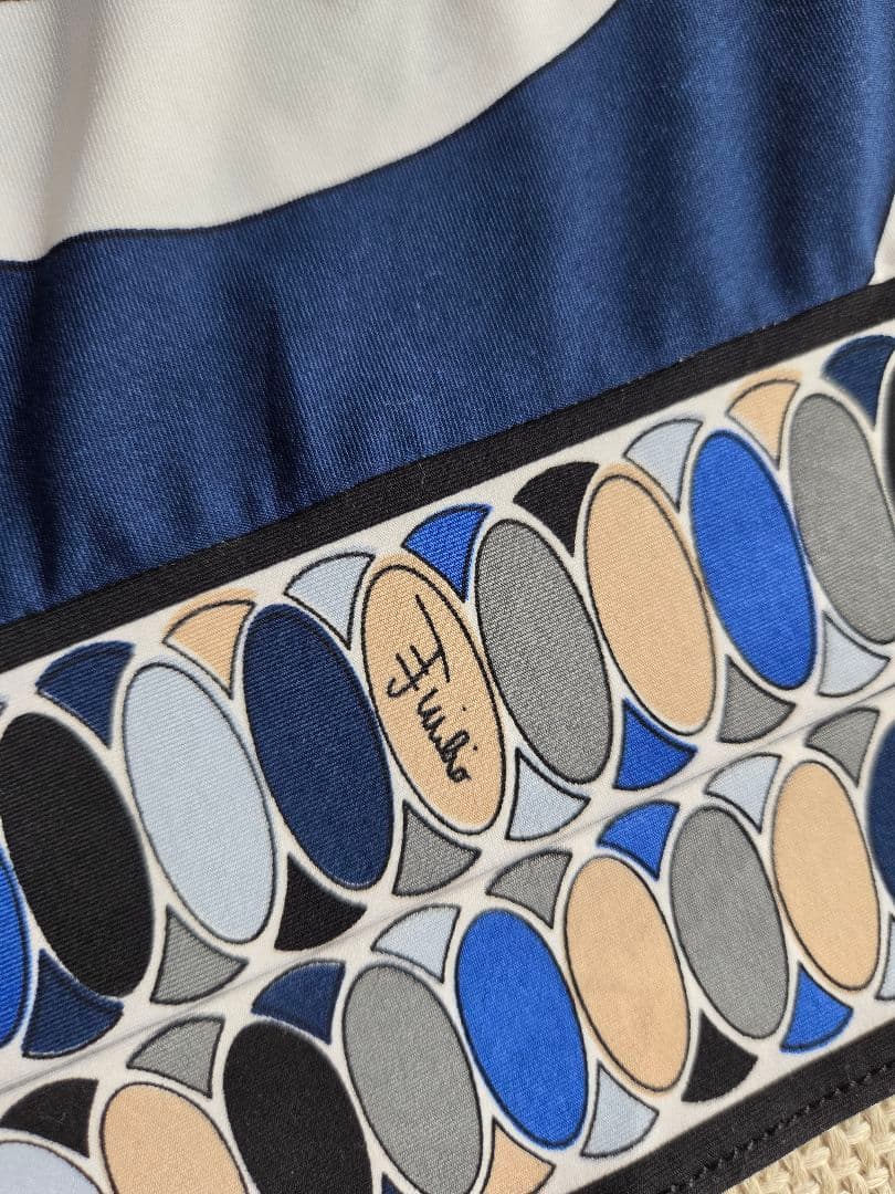 EMILIO PUCCI プッチ柄シルク100%ロングワンピース ブルー 長袖 - メルカリ