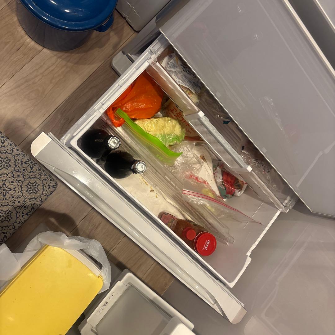 自動し製氷機付き 505l 冷蔵庫 使用歴:4年弱 自動し製氷機付き 505l 冷蔵庫 使用歴:4年弱