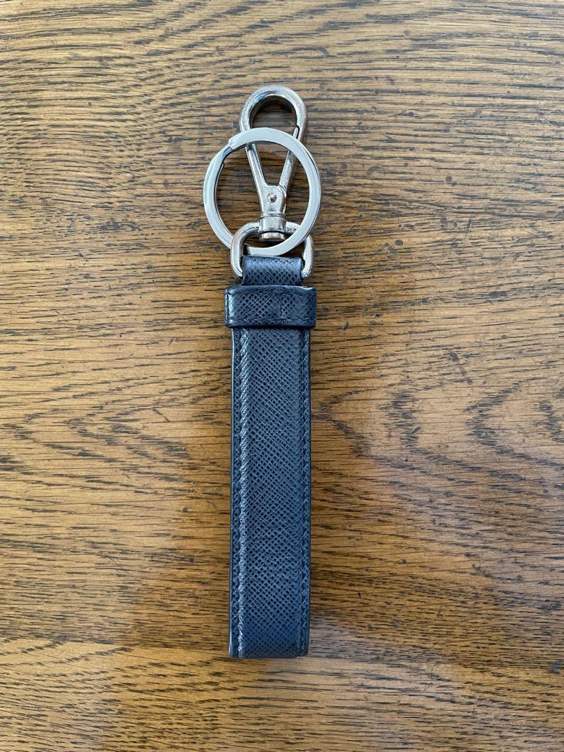 プラダ PRADA キーリング SAF.ロゴプレート付キーリング