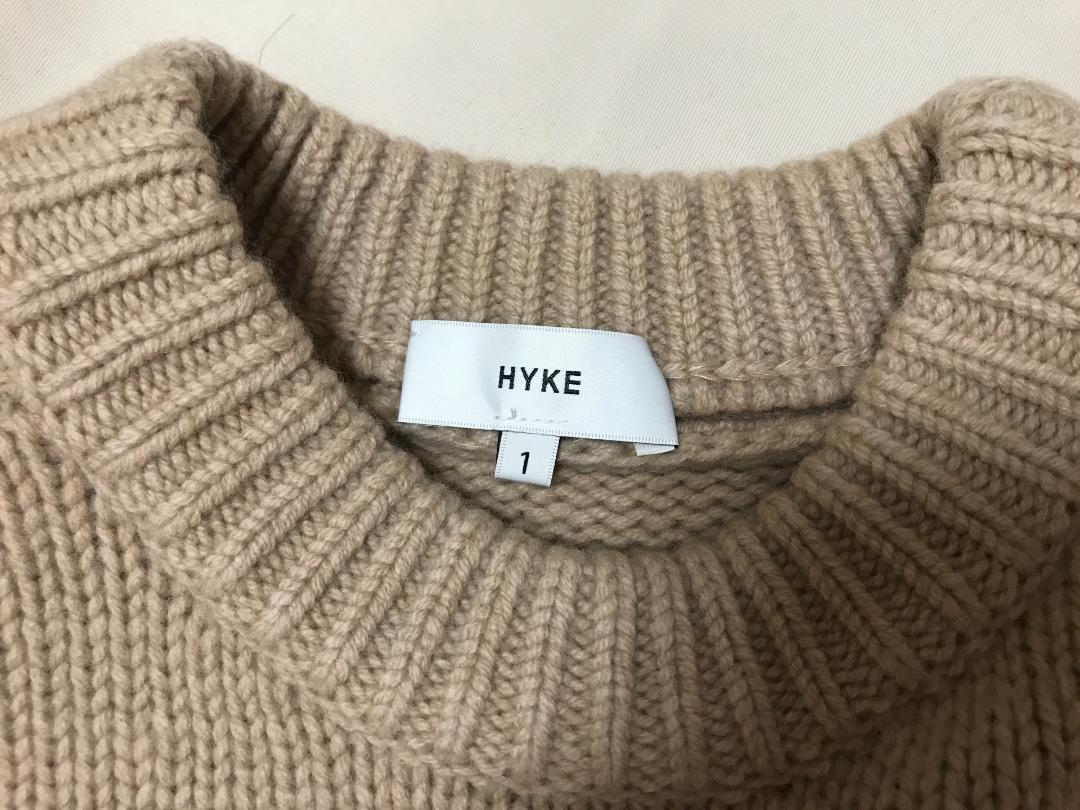 CREWNECK SWEATER