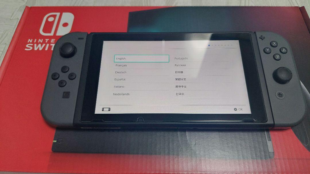 Nintendo Switch本体グレー&ワイヤレスHORIコントローラー