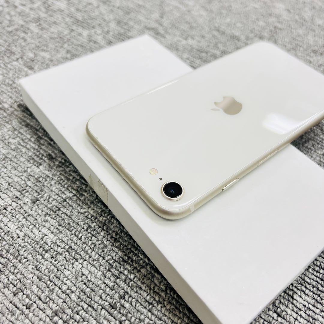 Apple iPhone SE 第3世代 256GB ホワイトSIMフリー 画像2