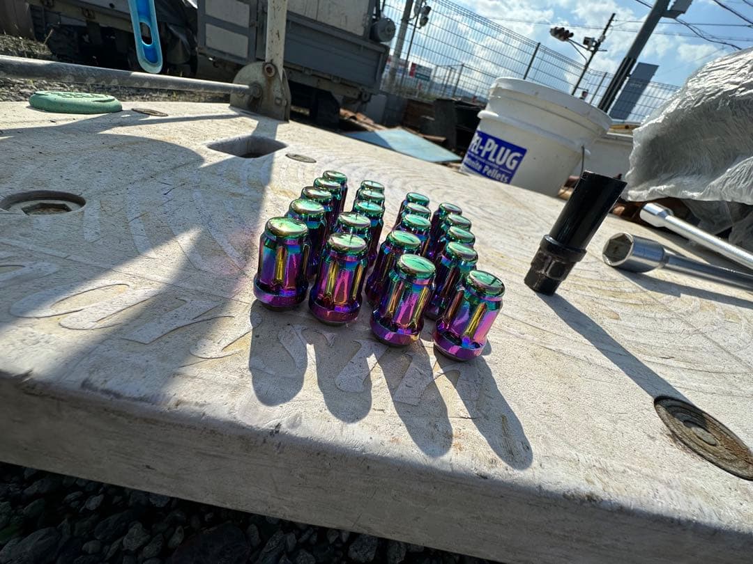 格安新品 マロ様専用 ホイールナット 外装、エアロパーツ | www