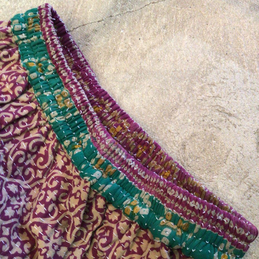インド