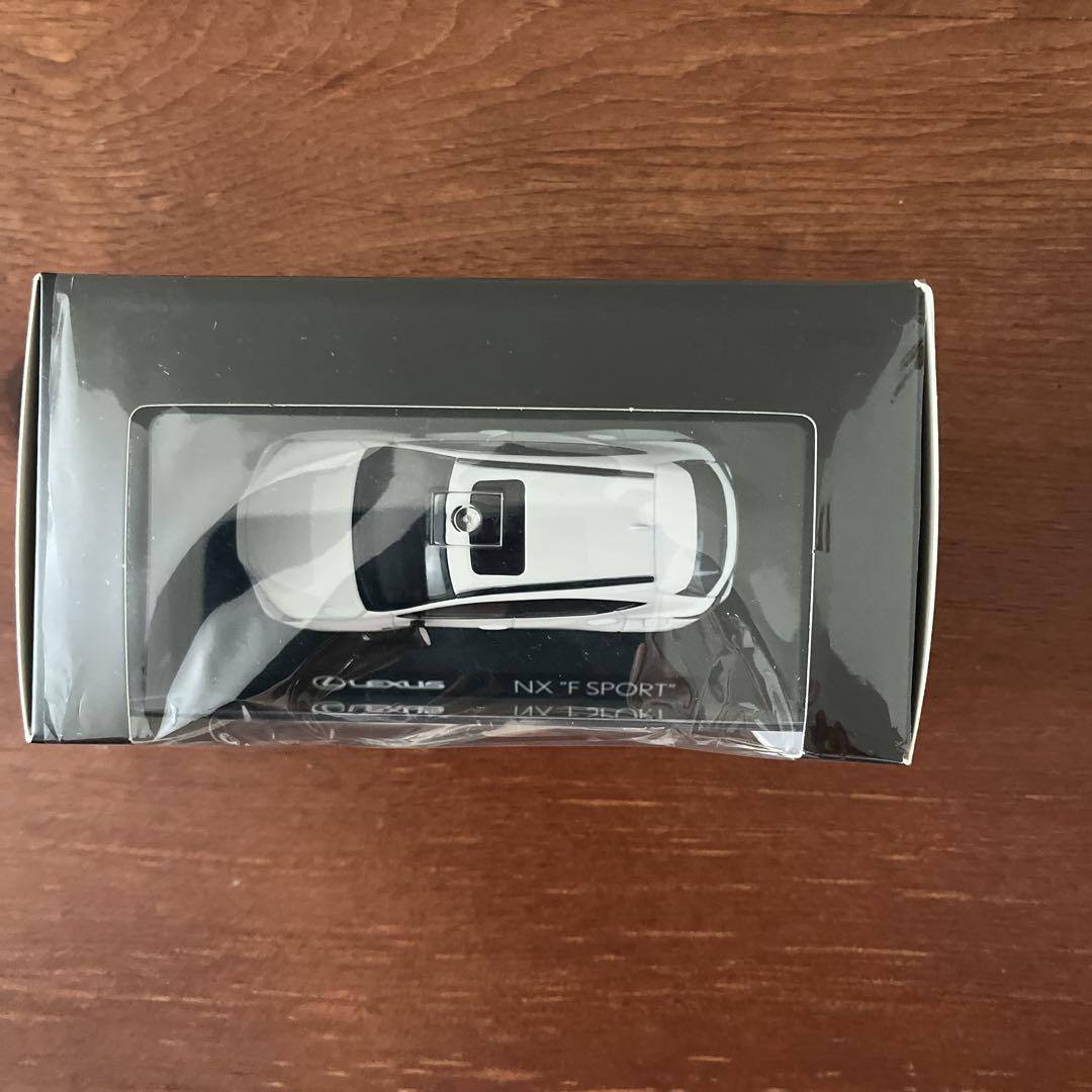 LEXUS NX F SPORT ミニカー