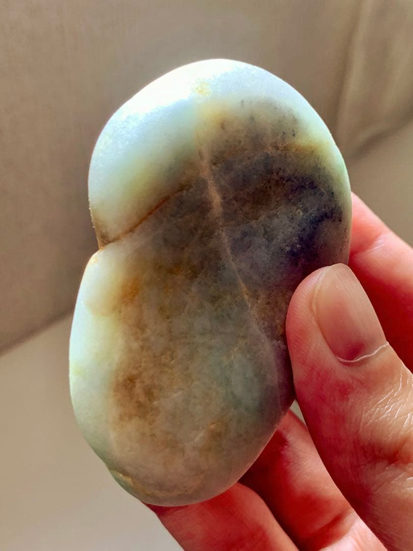 糸魚川ひすい極上の海石 翡翠 原石 翡翠 鉱物標本 コン沢 水石 根付 国産鉱物 糸魚川ひすい極上の海石 翡翠 原石 翡翠 鉱物標本 コン沢 水石 根付 国産鉱物