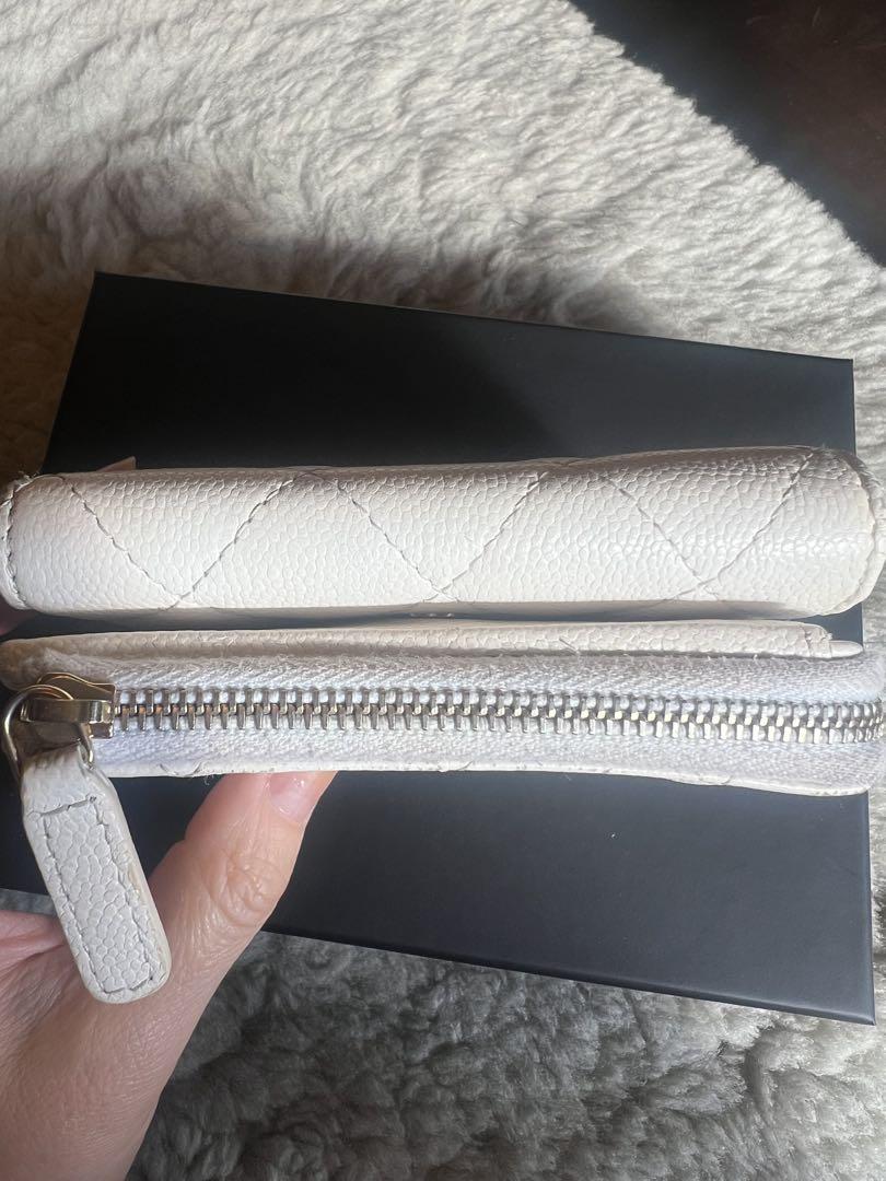 CHANEL 三つ折り 財布