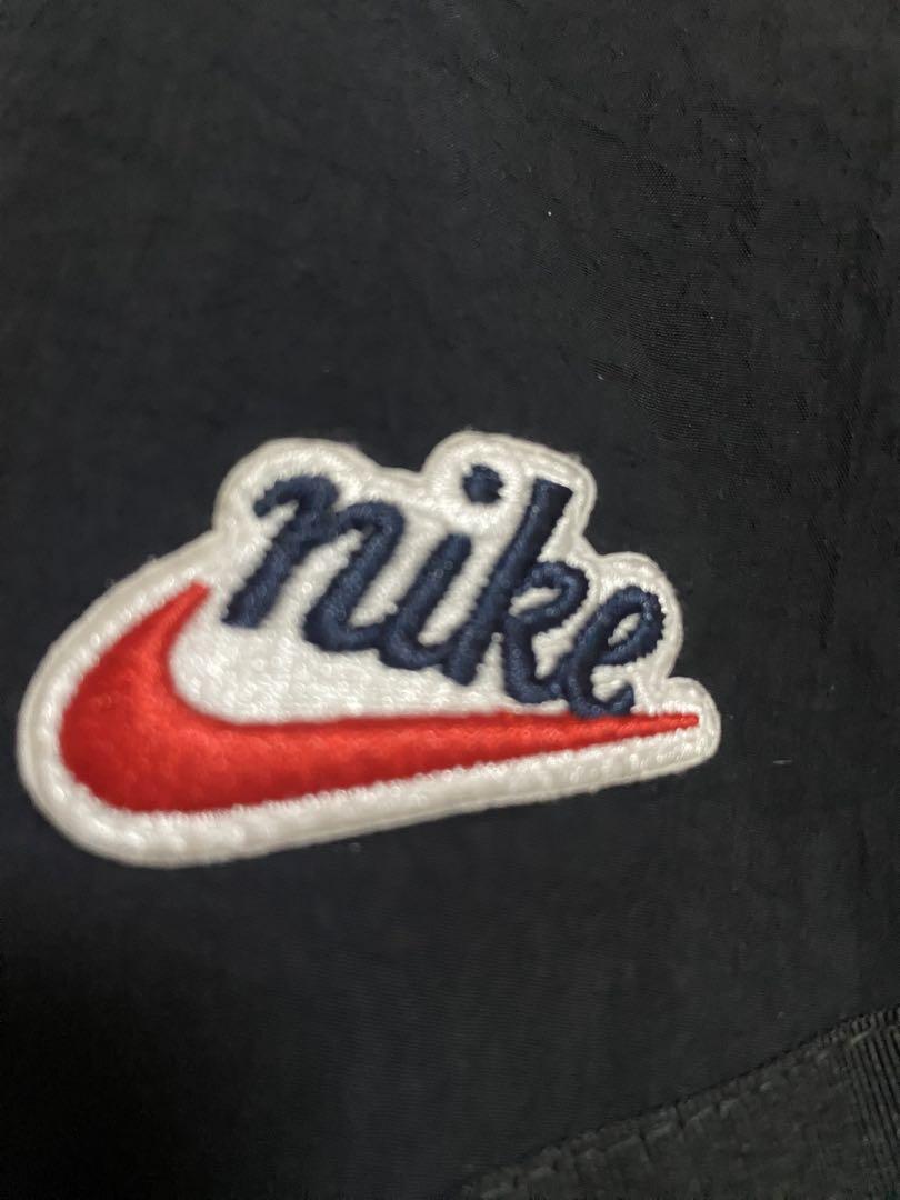 ⭐︎nzroc70785⭐︎Nike ナイキナイロンジャケット Lサイズ黒/白