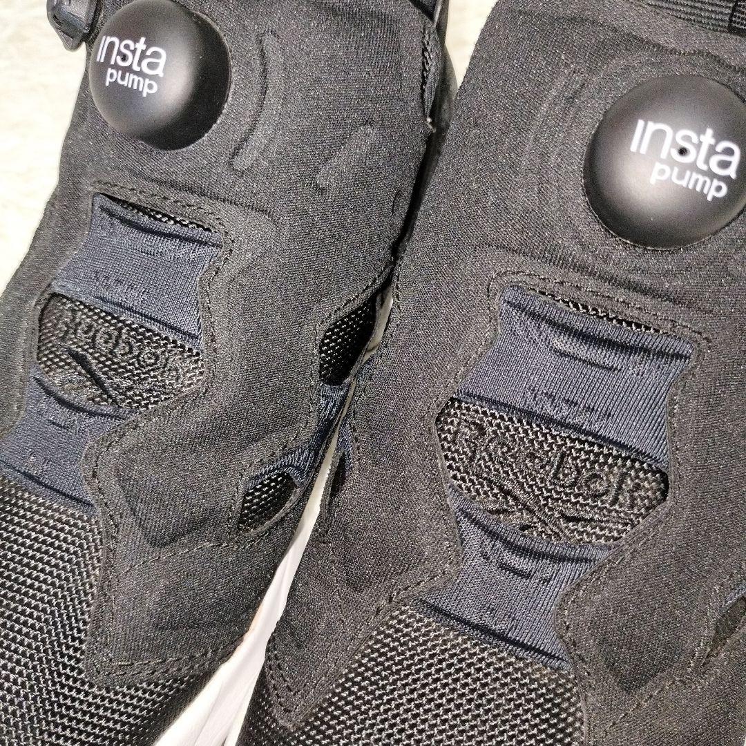 【極美品】Reebok リーボック インスタ ポンプフューリー 黒 24cm