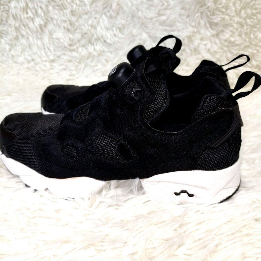 【極美品】Reebok リーボック インスタ ポンプフューリー 黒 24cm