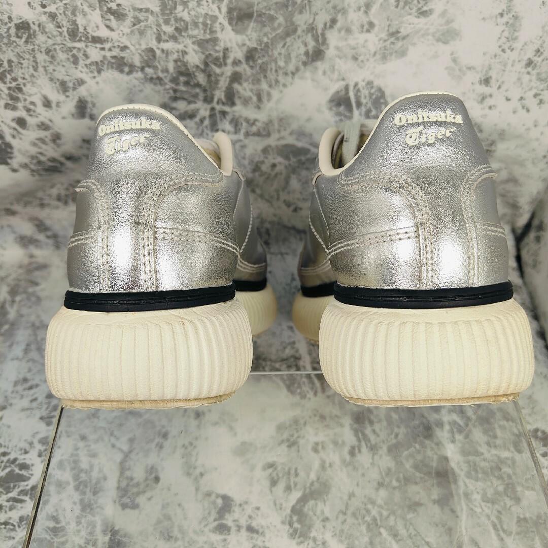 Onitsuka Tiger　DELECITY（24） 厚底　スニーカー