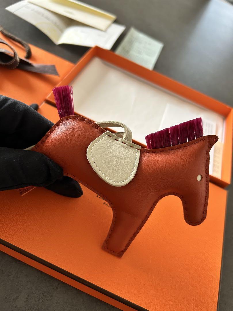 希少 HERMES エルメス カーネリアン クレ チャーム ロデオMM B