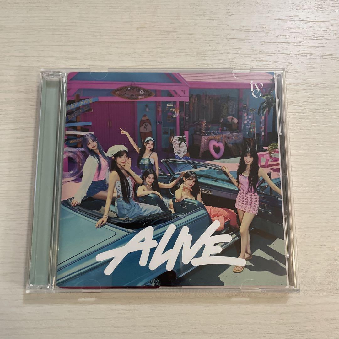 IVE ALIVE レイ トレカ付き - メルカリ