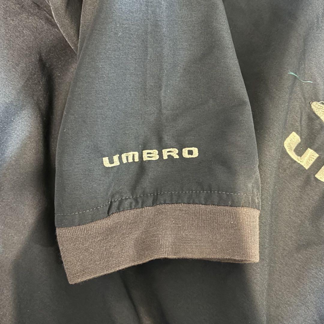 UMBRO プルオーバー