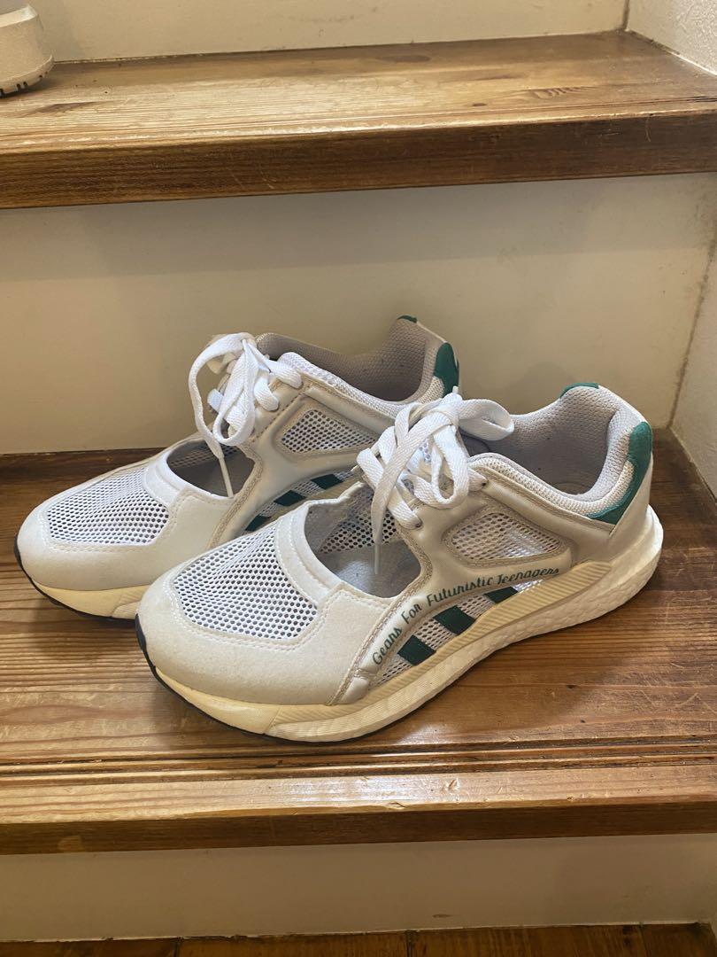 ヒューマンメイド×adidas スニーカー