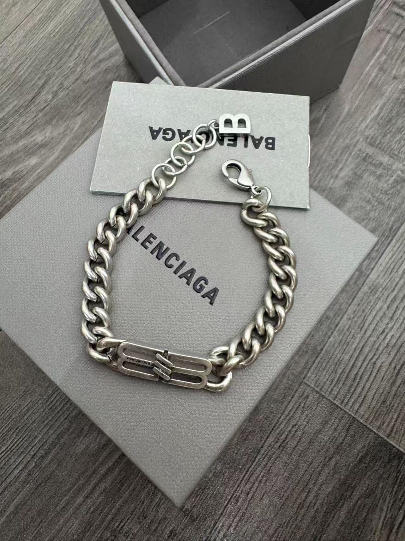 シルバー チェーンブレスレット　未使用に近い