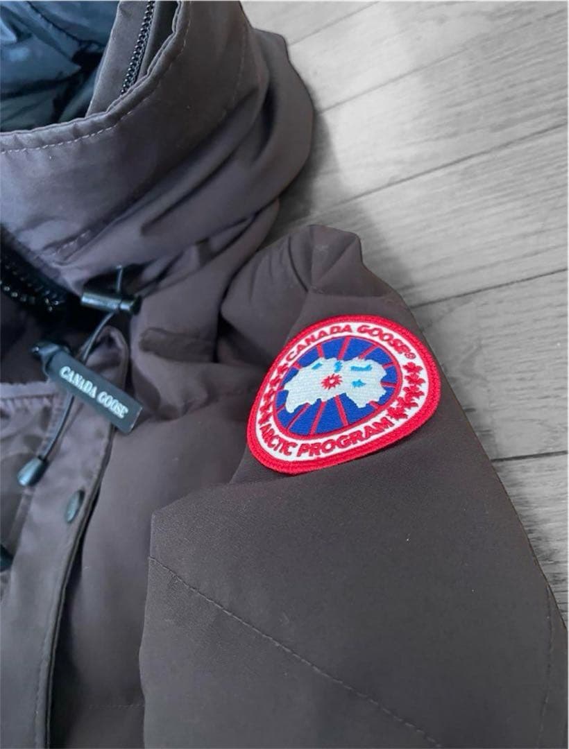 値下中⭐︎フリークスストア購入⭐︎カナダグースマッケンジーダウン 値下中⭐︎フリークスストア購入⭐︎カナダグースマッケンジーダウン