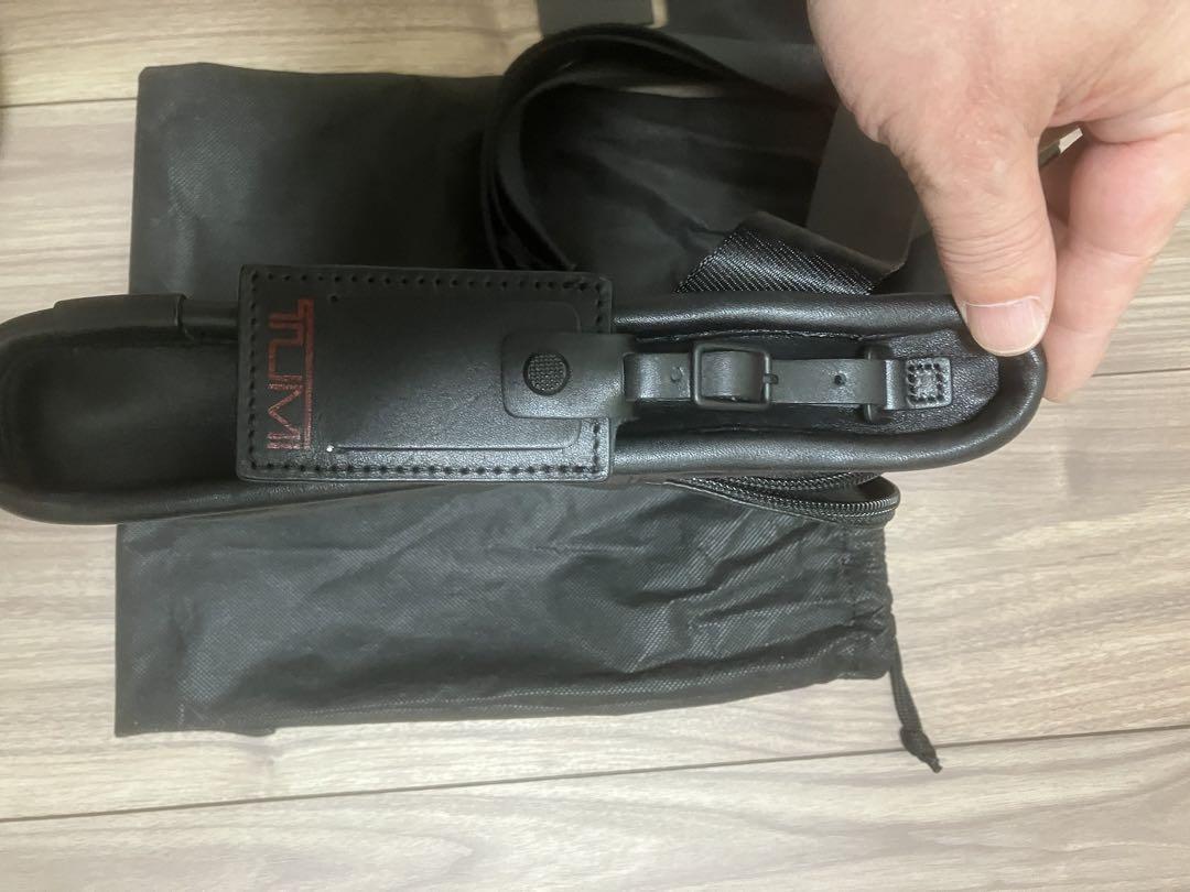 【超美品】TUMI ショルダー  92110D2（アルファー2）  オールレザー