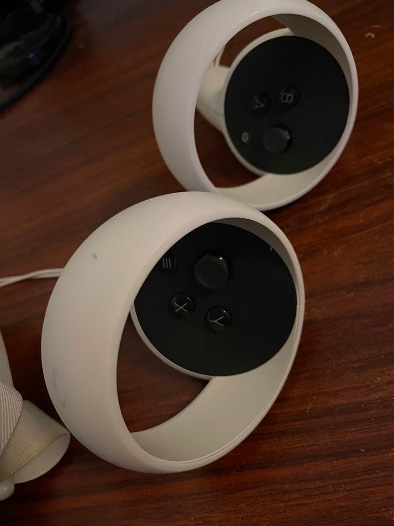  Quest 2 VRヘッドセット　ライトグレー　64GB