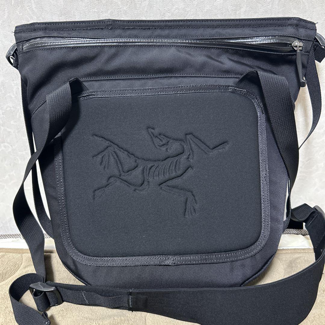 ARC´TERYX ARRO 8 SHOULDER BAG アロー8ショルダー