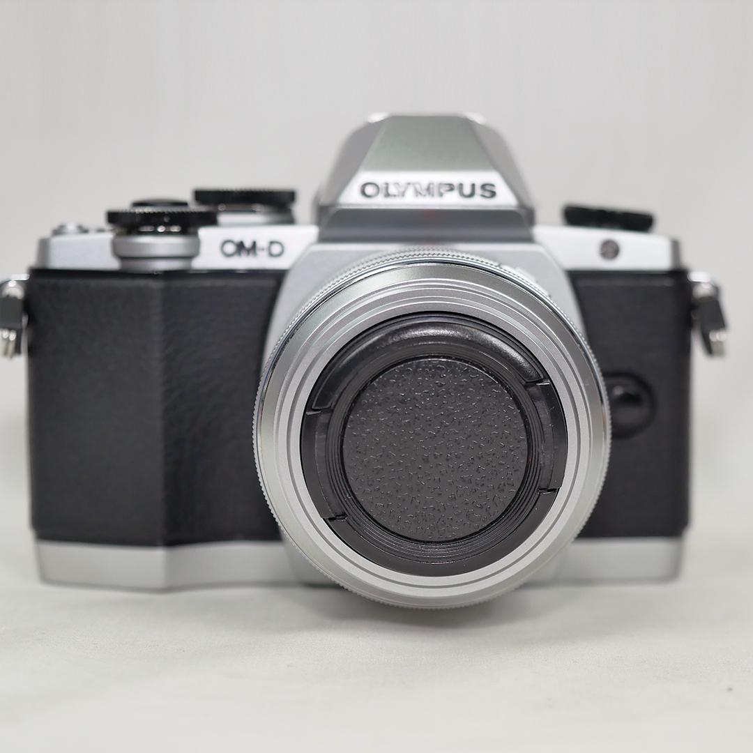 OLYMPUS OM-D E-M10 標準ズームレンズセット