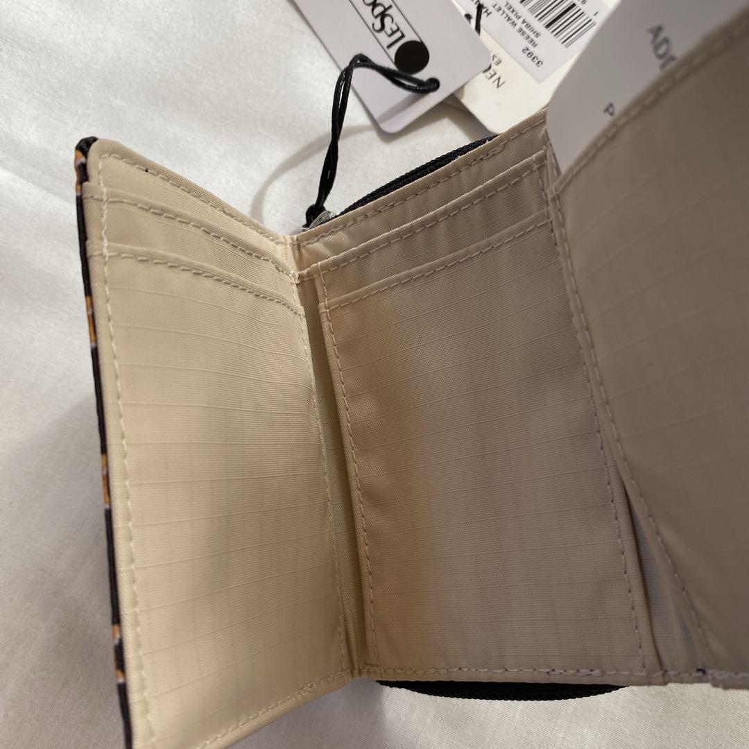 新品 LeSportsacレスポートサック REESE WALLETシバピクセル