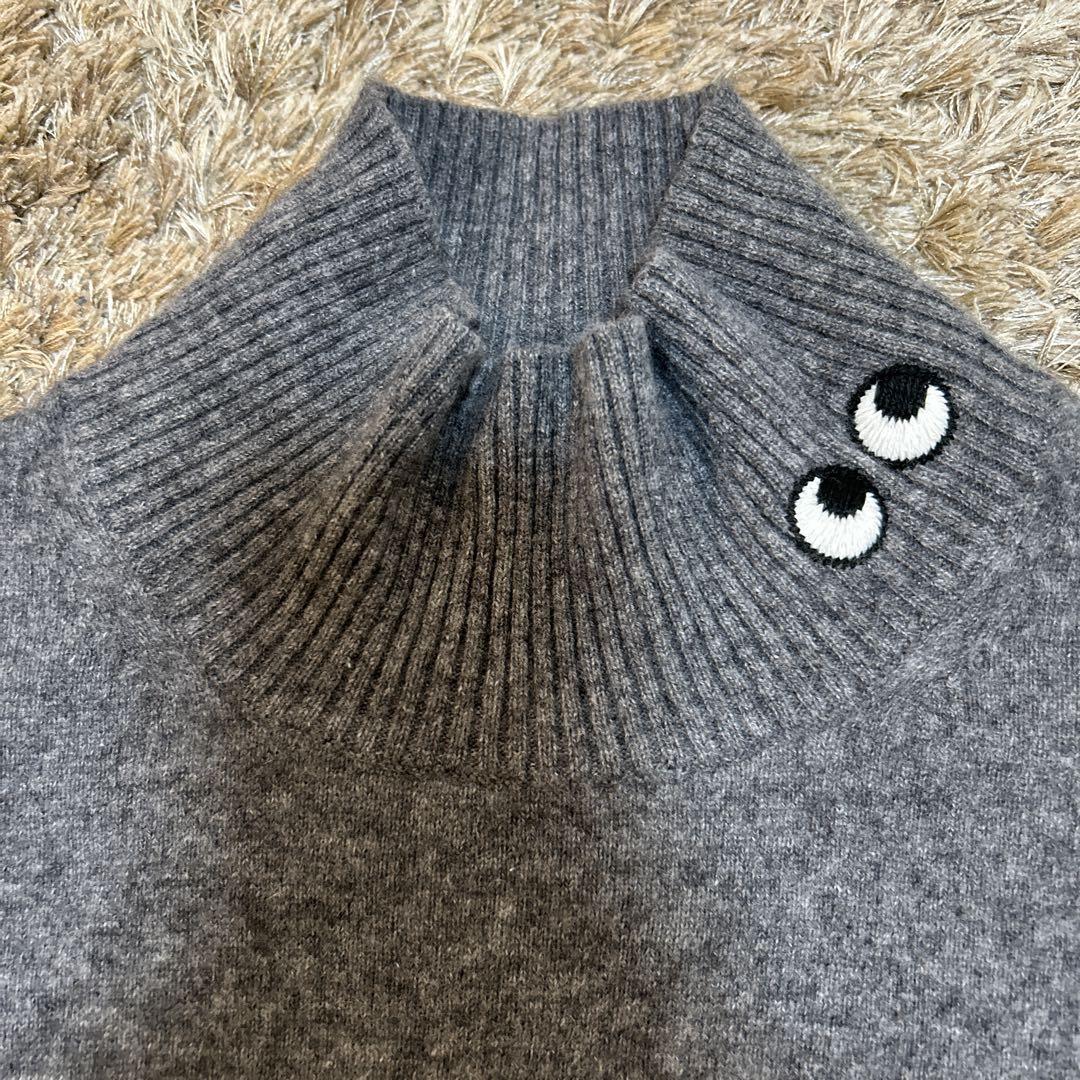 ANYA HINDMARCH ✖️UNIQLOハイネックセーター カシミヤ100%
