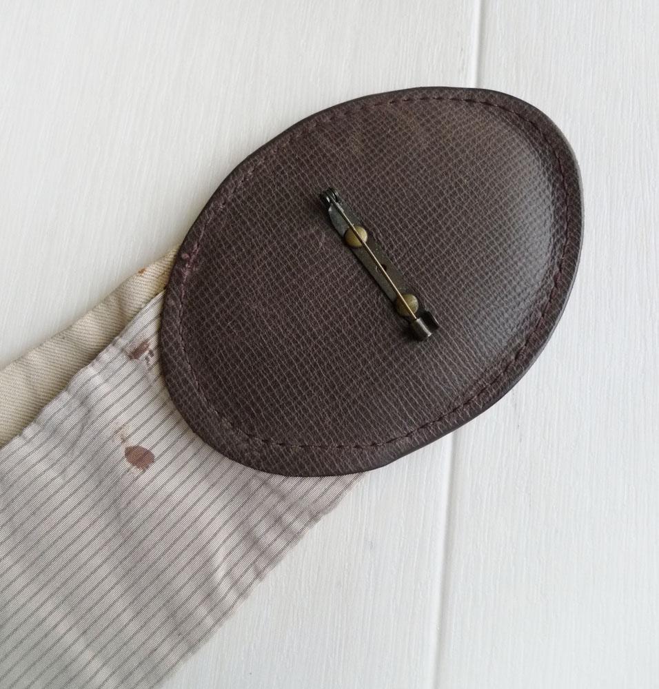 MARNI マルニ ブローチ コサージュ ビーズ刺繍 ビジュー Z114