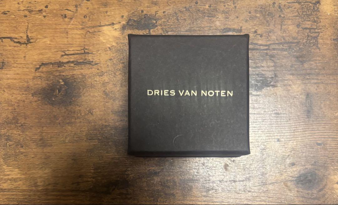 dries van noten ボールピアス　ホワイト