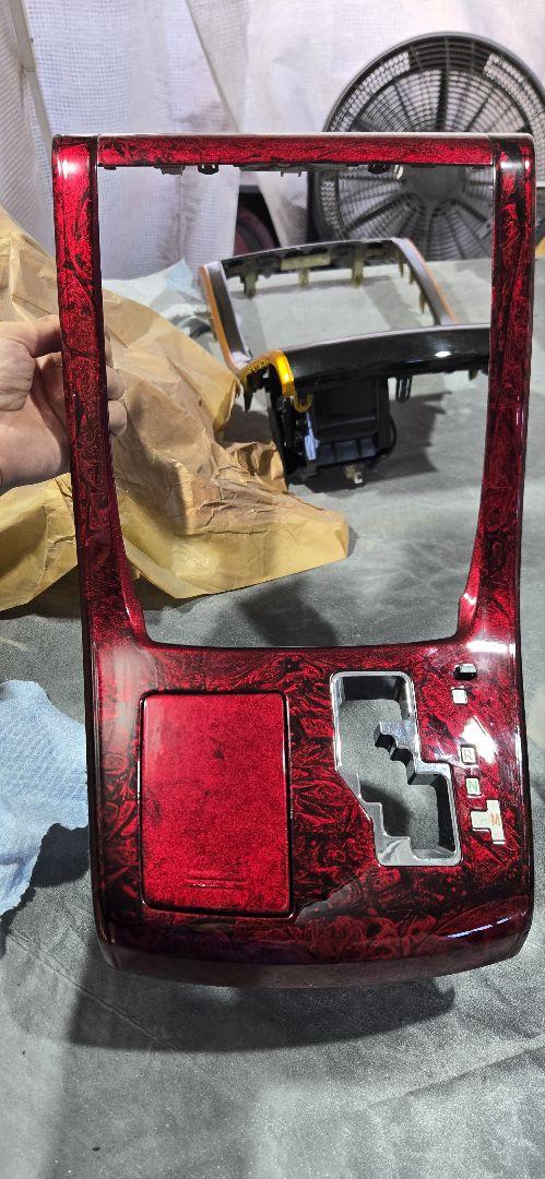 20ヴェルファイア、アルファードセンターパネル　ラップ塗装赤　塗装後未使用 20系ヴェルファイア、アルファードセンターパネル ラップ塗装