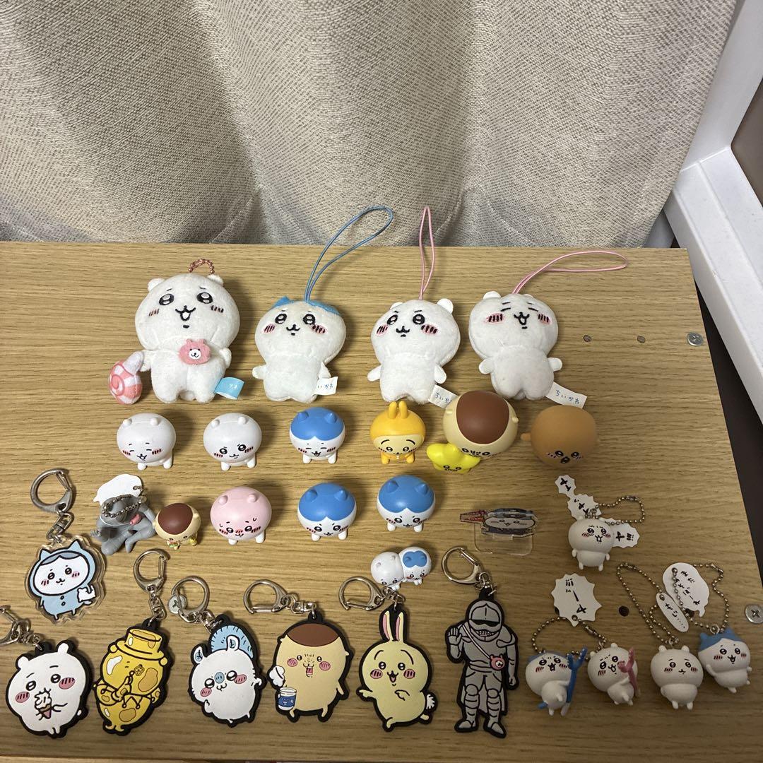 ちいかわ フィギュア・アクスタ など まとめ売り ちいかわ フィギュア キーホルダー アクスタ29セット 美品