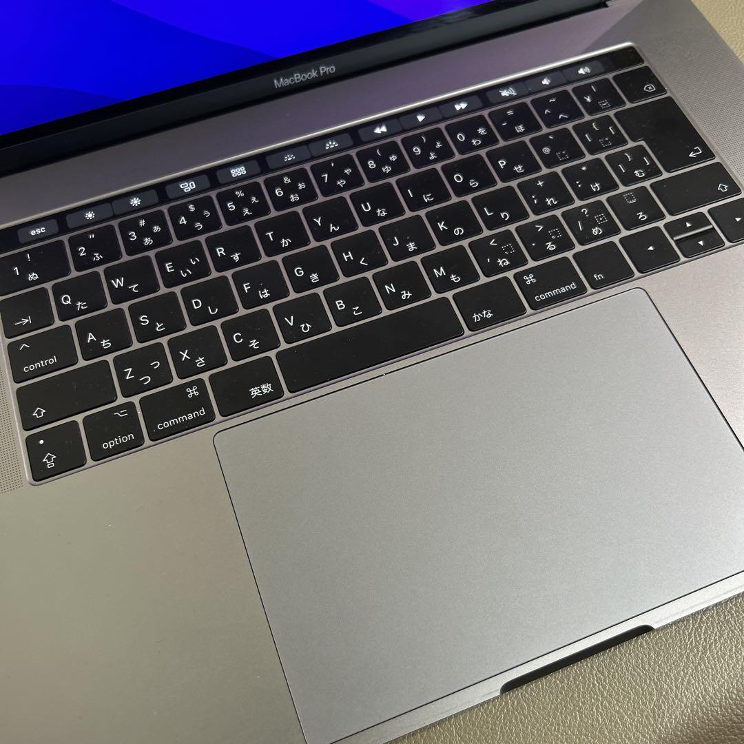 MacBook Pro 15 2016 i7 メモリ16GB 1TB
