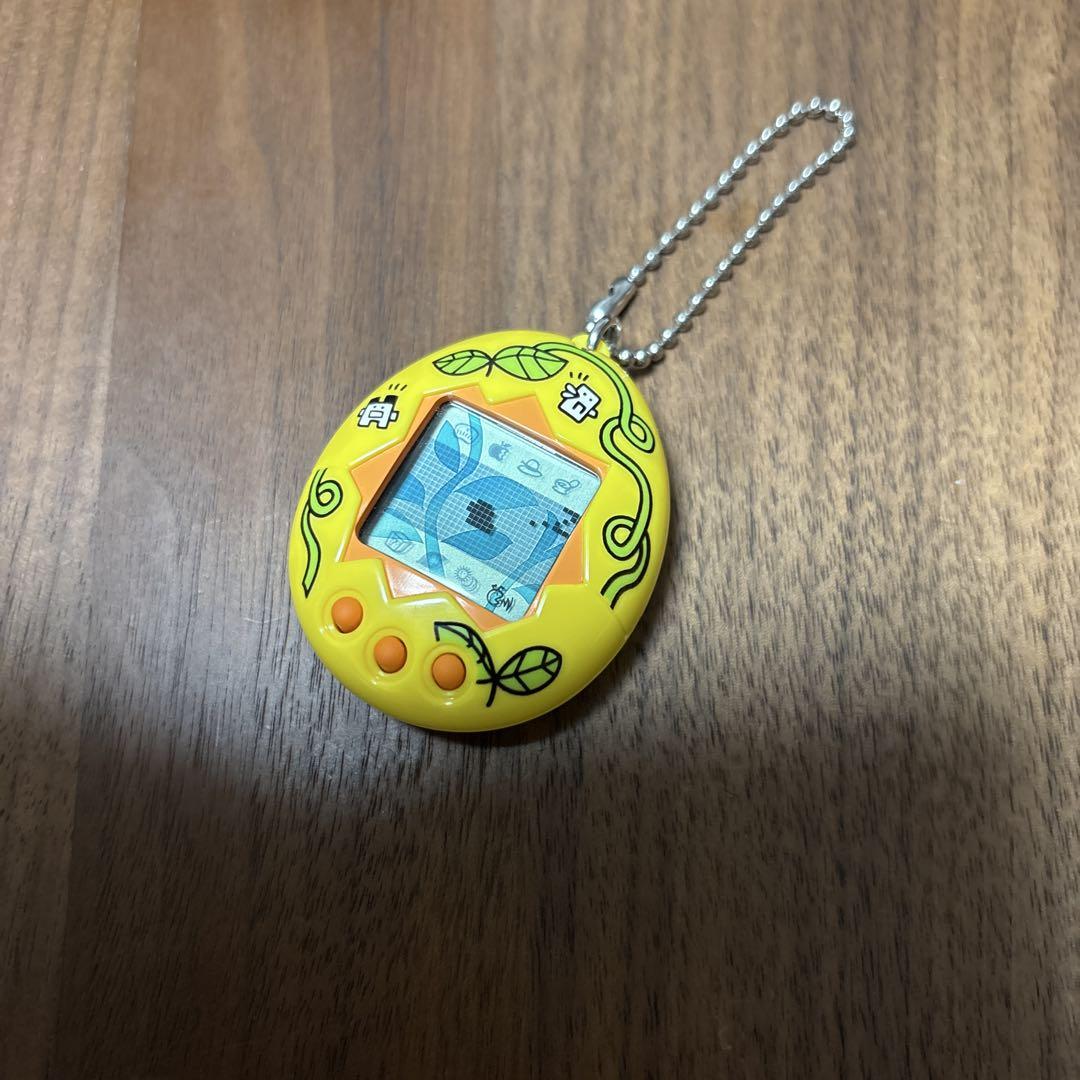 森で発見！！ たまごっち（黄　ツタ） Amazon.co.jp: 森で発見! たまごっち 黄色 : おもちゃ