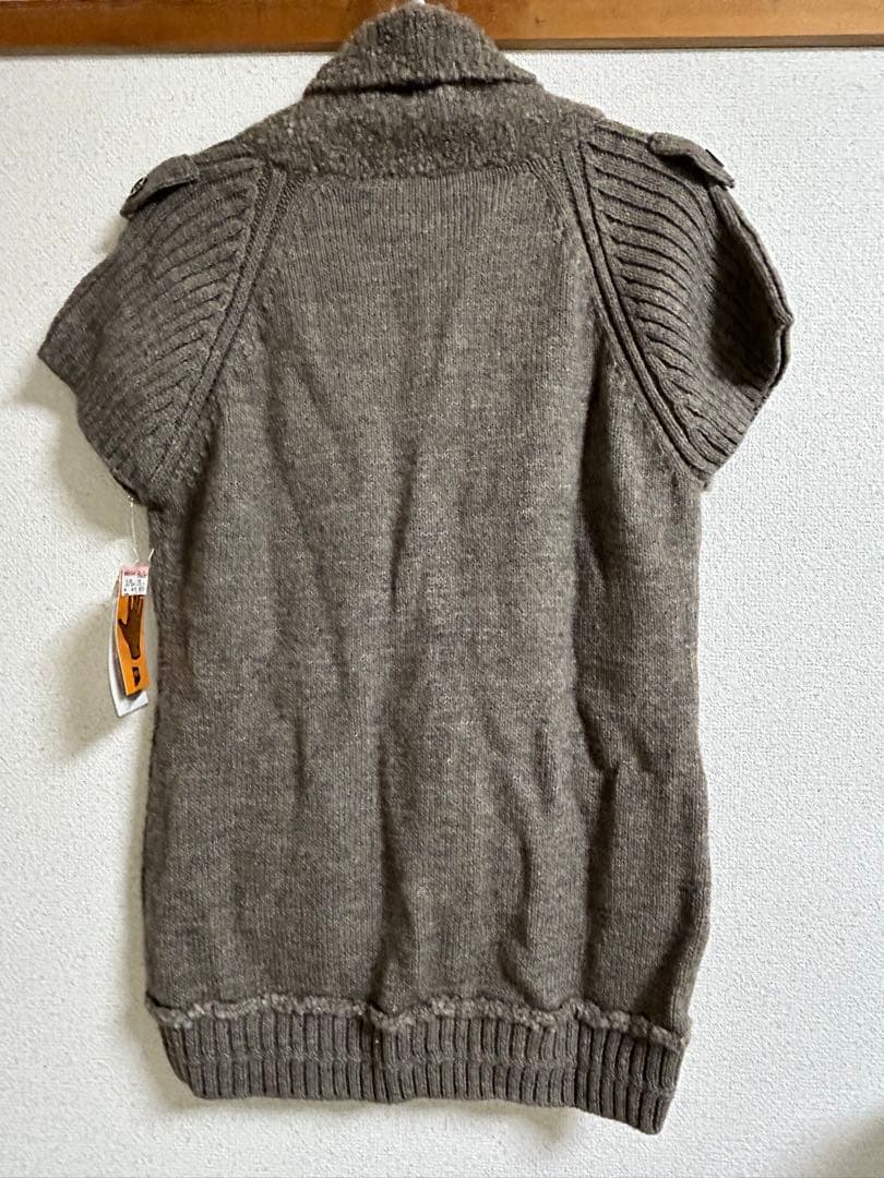 30日間返品交換可能！ 冬物アルパカ ウール混紡ブラウン ニットベスト 襟付き 袖付き SIZE