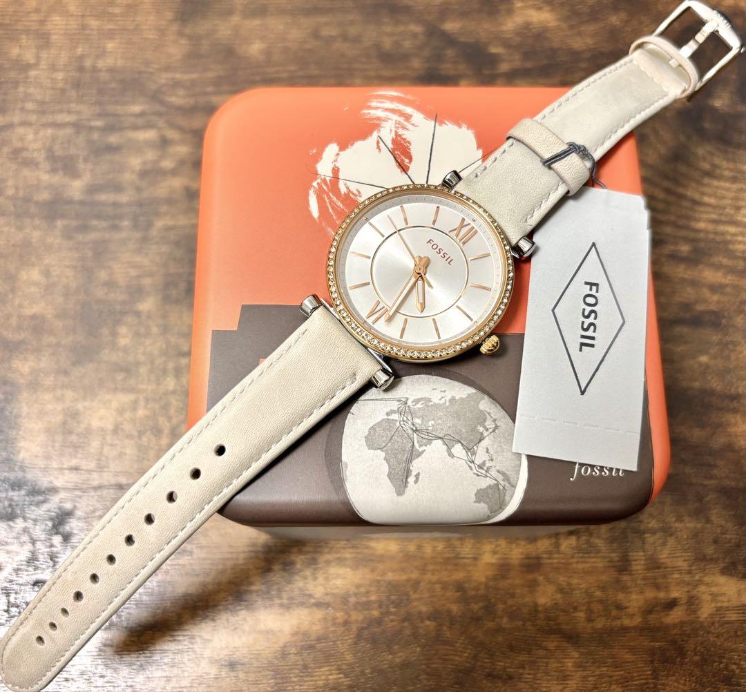 【未使用】FOSSIL ライトベージュ ストーンベゼルウォッチ 【未使用】FOSSIL ライトベージュ ストーンベゼルウォッチ