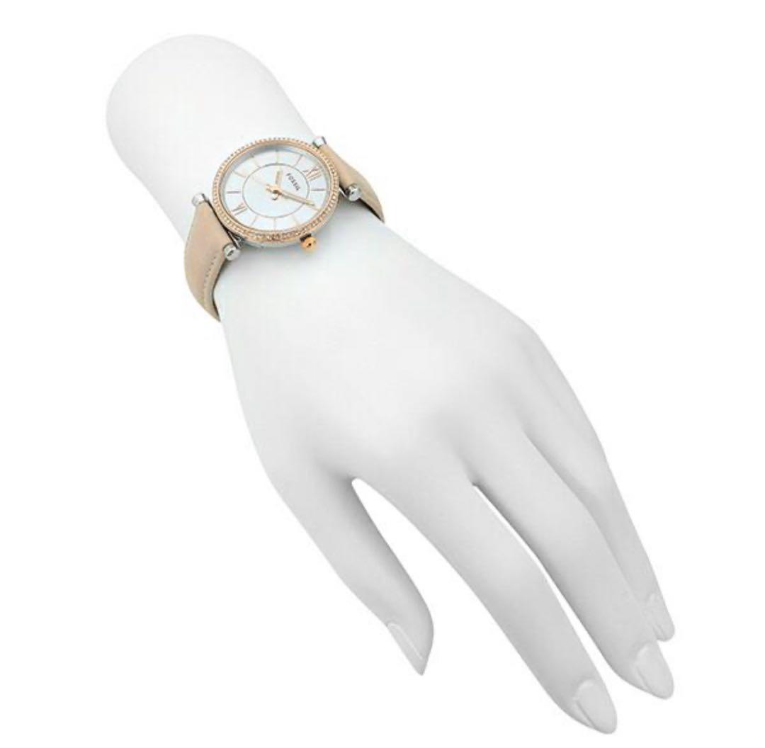 【未使用】FOSSIL ライトベージュ ストーンベゼルウォッチ 【未使用】FOSSIL ライトベージュ ストーンベゼルウォッチ