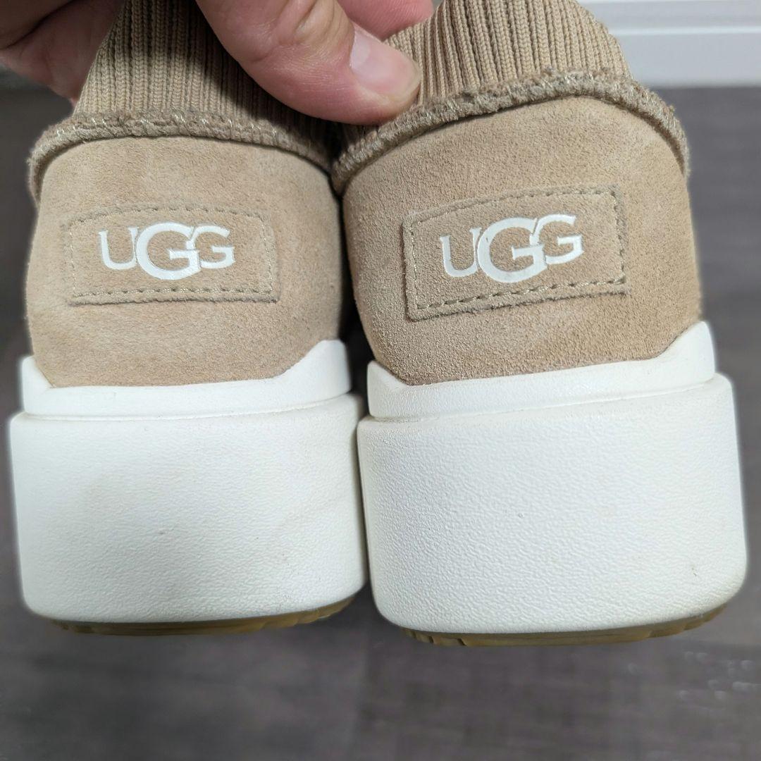 【極美品】✨UGGイージーダジレッド厚底スニーカー23.0cm 
