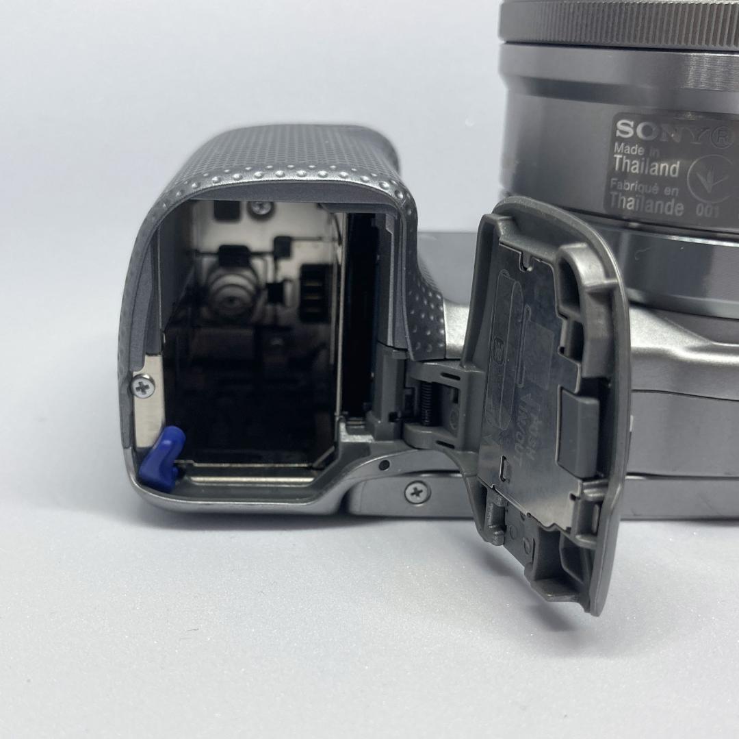 【名機】SONY ミラーレス一眼カメラ α NEX-5R ボディ＆標準レンズ