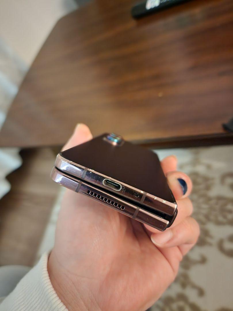 Samsung Galaxy Z Fold4 512GB 海外版 SIMフリー