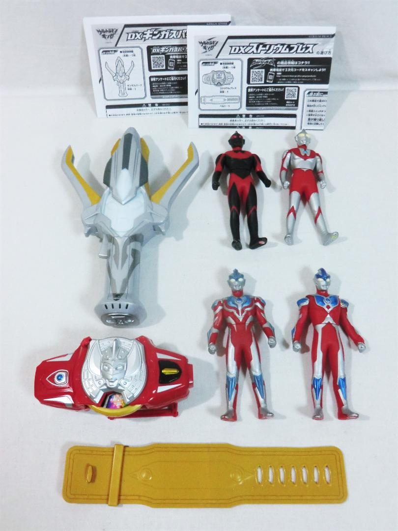 と*す様 バンダイ　ウルトラマンギンガスパーク&ギンガ5体、ん？　んんっ？　4体 と*す様 バンダイウルトラマンギンガスパーク&ギンガ5体、ん