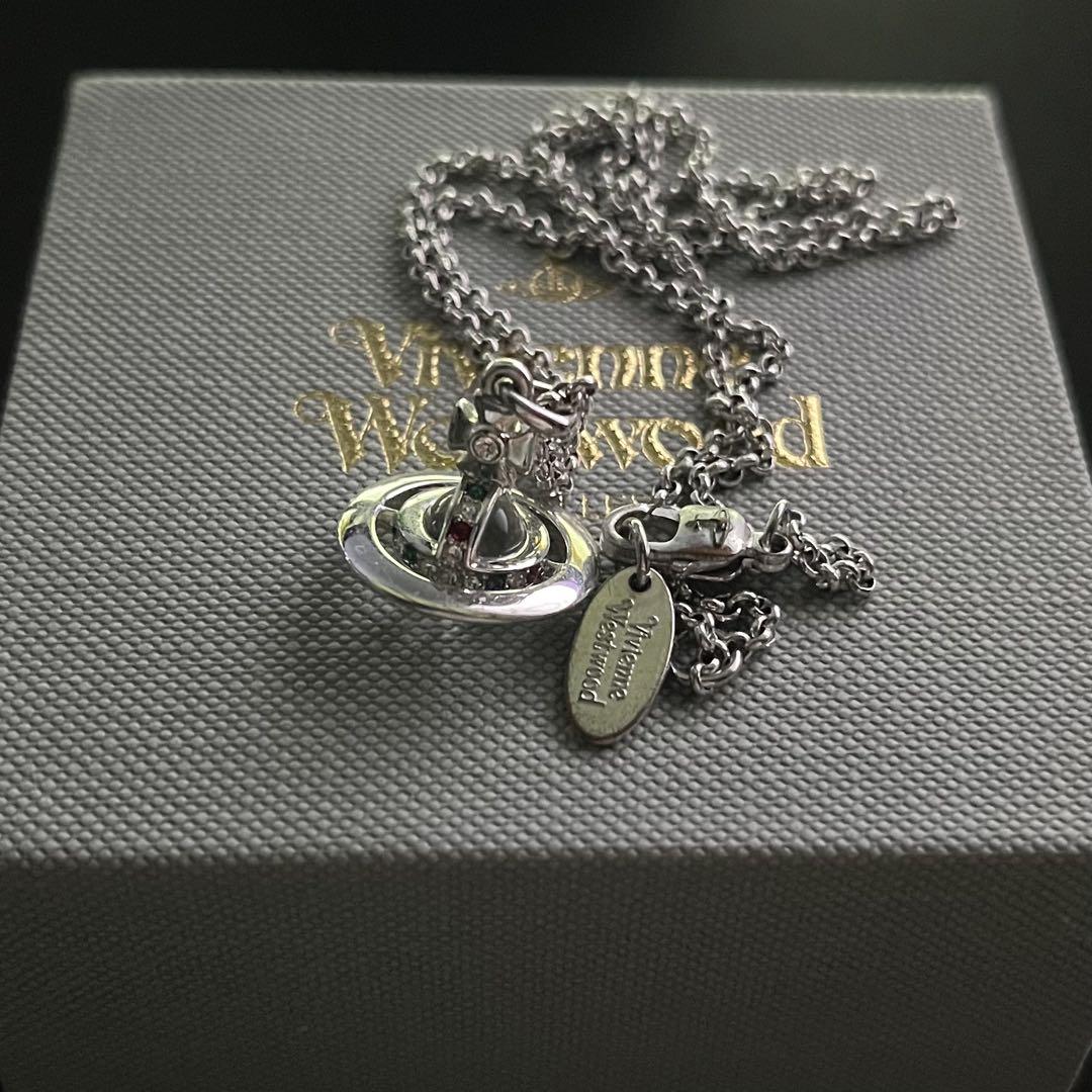 Vivienne Westwood オーブネックレス