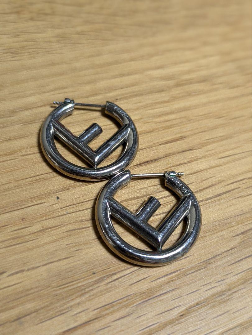 FENDI　ピアス　箱あり