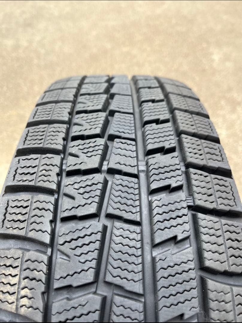 スタッドレスタイヤ 15インチ ブラックホイール スタッドレスタイヤ 15インチ ブラックホイール