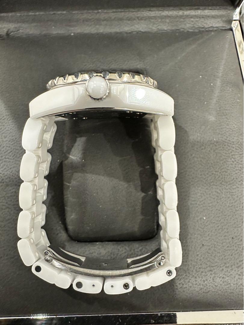 ピンクサファイア CHANEL H0968 J12 33ミリレディースうど ピンクサファイア CHANEL H0968 J12 33ミリレディースうど