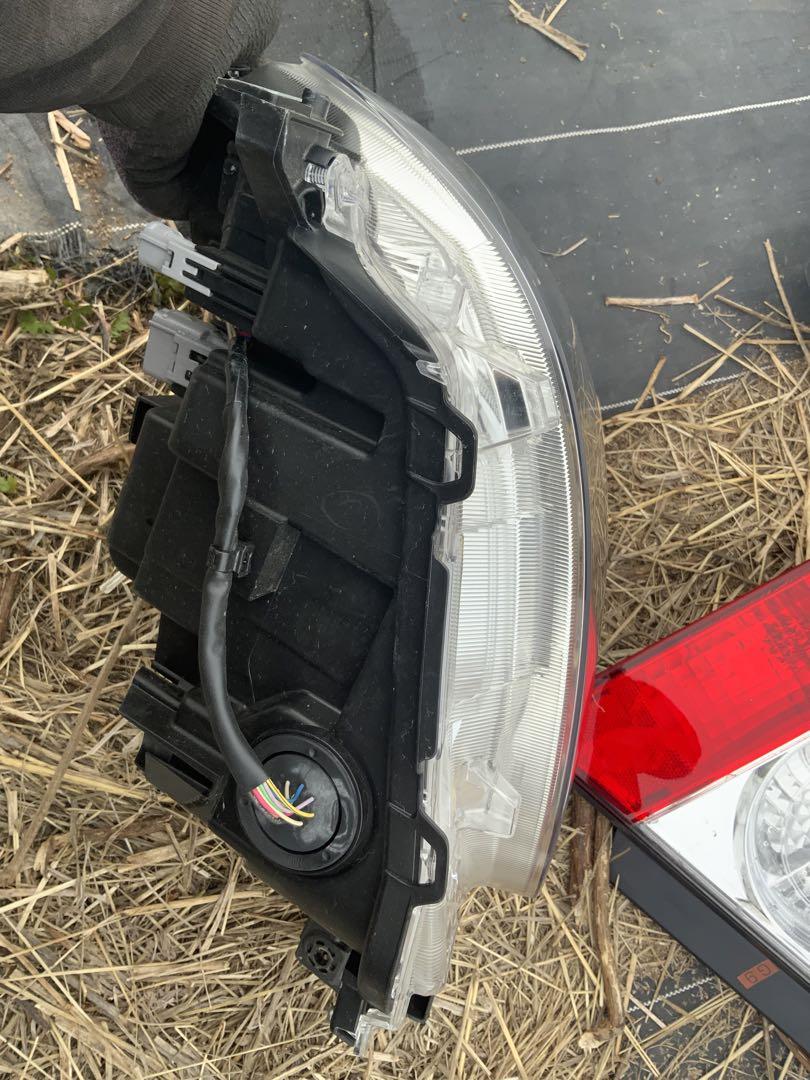 LA850S LA860S ムーヴキャンバス LED右ヘッドライト右ライト
