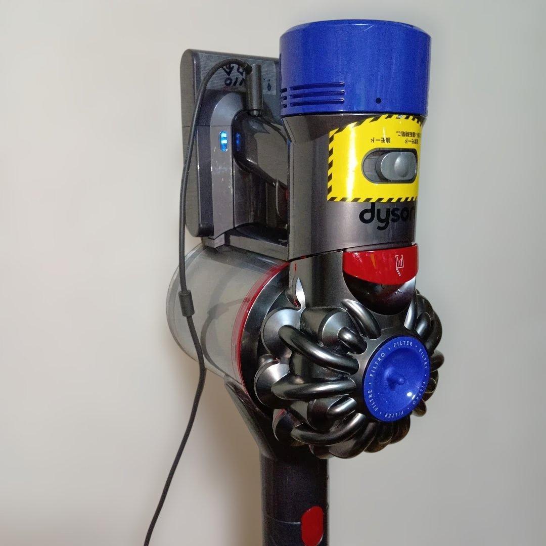 送料込 美品 V8 SV 10 スティック &ハンディクリーナー 稼働 27分 送料込 美品 V8 SV 10 スティック &ハンディクリーナー 稼働 27分